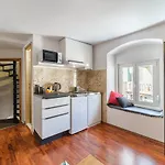 Aryjina Kuca, Duplex With Terrace Offering Sea And Mountain Views Apartman