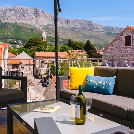 Aryjina Kuca, Duplex With Terrace Offering Sea And Mountain Views