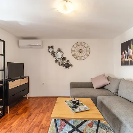 Apartman Aryjina Kuca, Duplex With Terrace Offering Sea And Mountain Views *