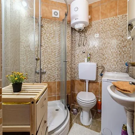 Aryjina Kuca, Duplex With Terrace Offering Sea And Mountain Views *