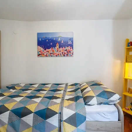 Aryjina Kuca, Duplex With Terrace Offering Sea And Mountain Views *
